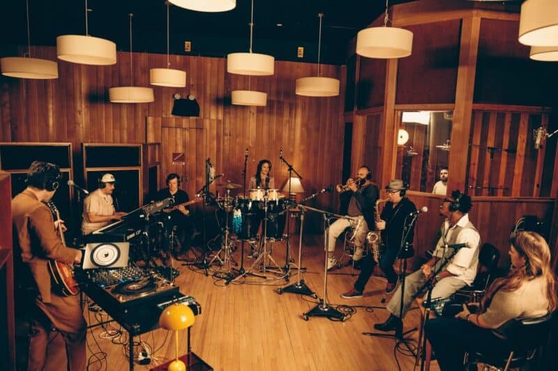 Mark Ronson, together with Yebba, Lucky Daye and his Favourite Band Ever in the studio, courtesy of Audemars Piguet
