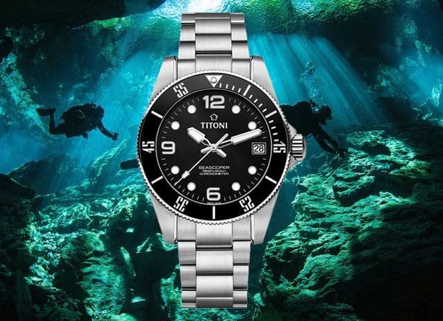 Titoni Seascoper 600 black dial steel case