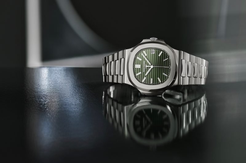 Patek Philippe Nautilus 2021 steel green dial