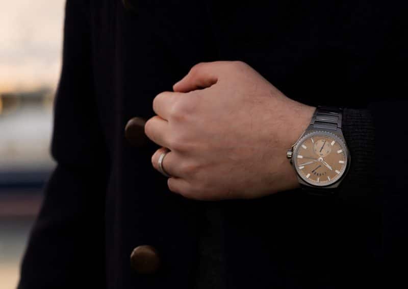 Arnold & Son Longitude Titanium Kingsand Gold